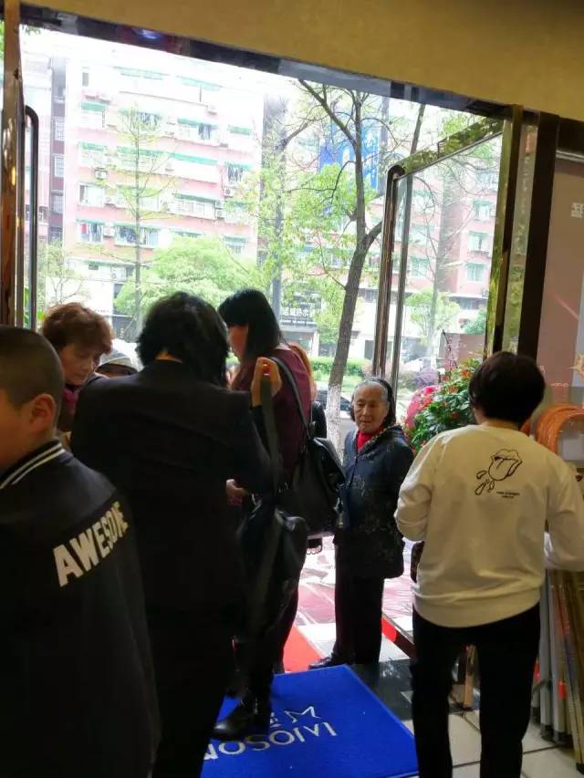 藍炬星衢州店